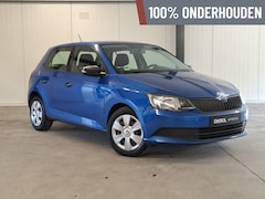 Skoda Fabia - 1.0 Active ( Volledige historie / Airco / DAB+ )