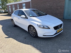 Volvo V40 - 2.0 D4