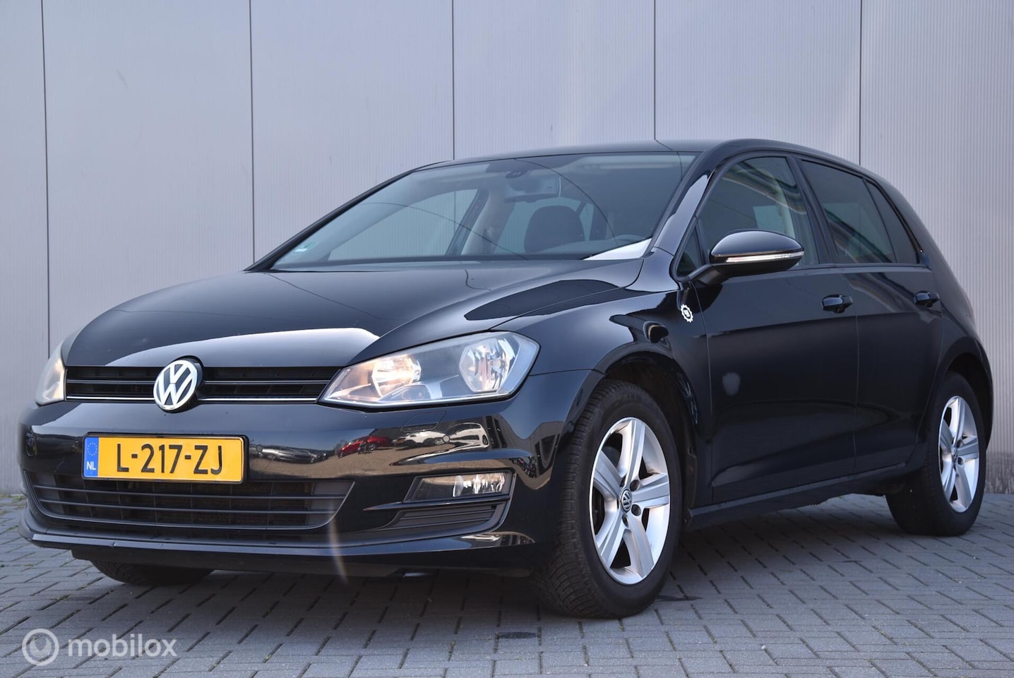 Volkswagen Golf - 1.4 TSI | Carplay | Stoelverw | Camera | - AutoWereld.nl