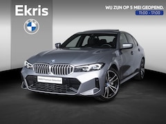 BMW 3-serie - Sedan 330e | M Sportpakket | Achteruitrijcamera | Schuif-/kanteldak | Sportstoelen | Parki
