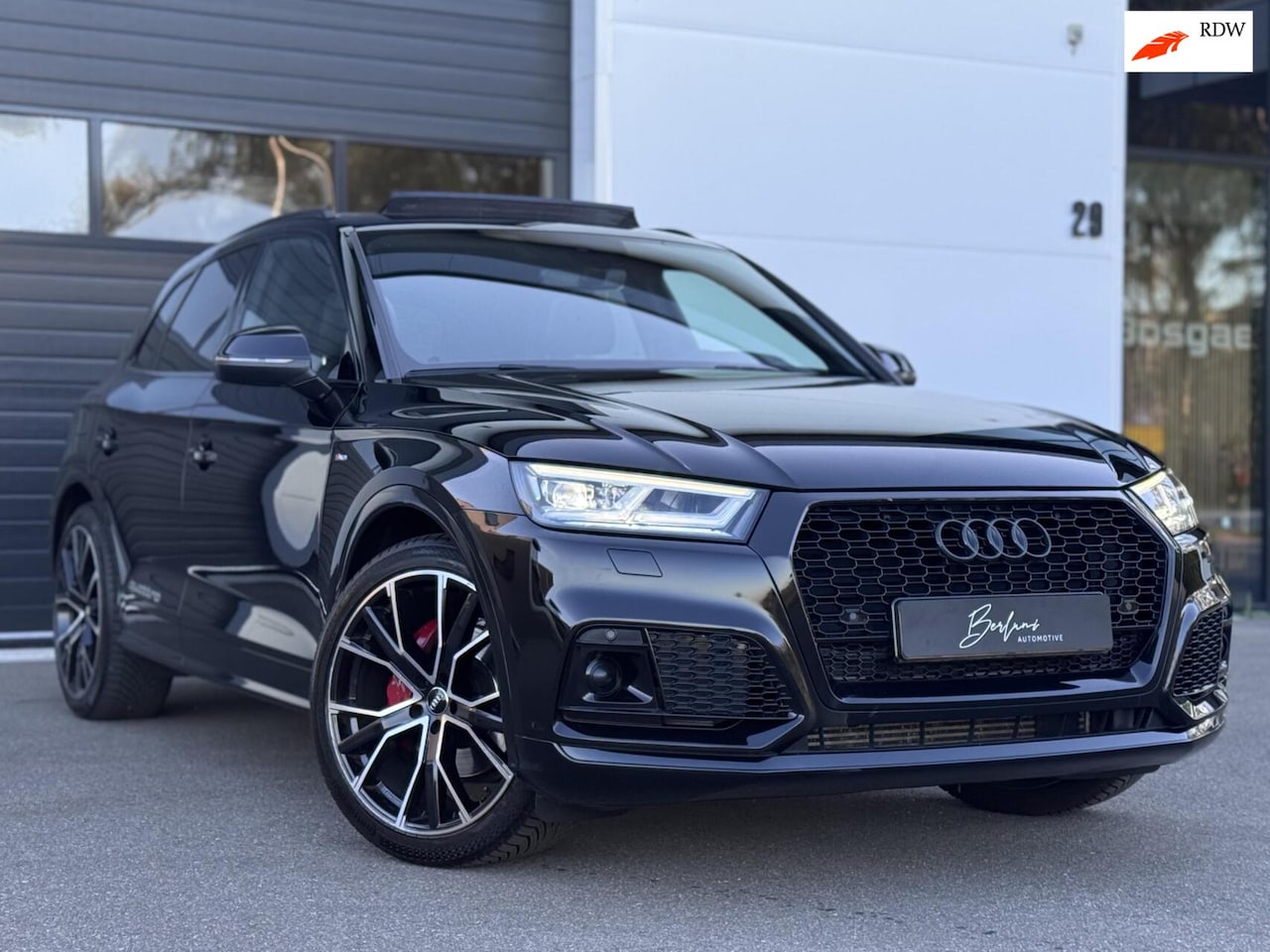 Audi Q5 - 2.0 TFSI Quattro S-Line Black Edition Panodak|Camera - AutoWereld.nl