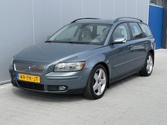 Volvo V50 - 2.4 Momentum | Navi | Airco | PDC | NL auto | NAP