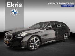 BMW 5-serie Touring - 530e | M-Sportpakket | LED | Leder | HUD | Active cruise | Trekhaak | Panoramadak | DAB |