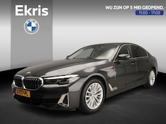 BMW 5-serie - Sedan 520i | LED | Leder | Navigatie | Comfortzetels | Chrome line | Stoelverwarming | DAB