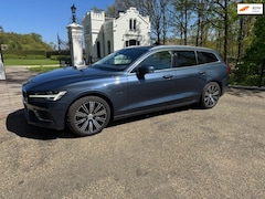 Volvo V60 - T8 Twin Engine 341pk AWD R-Design, top 250km, 0-100 4, 9 sec, Massagestoelen, Dealer oh, M