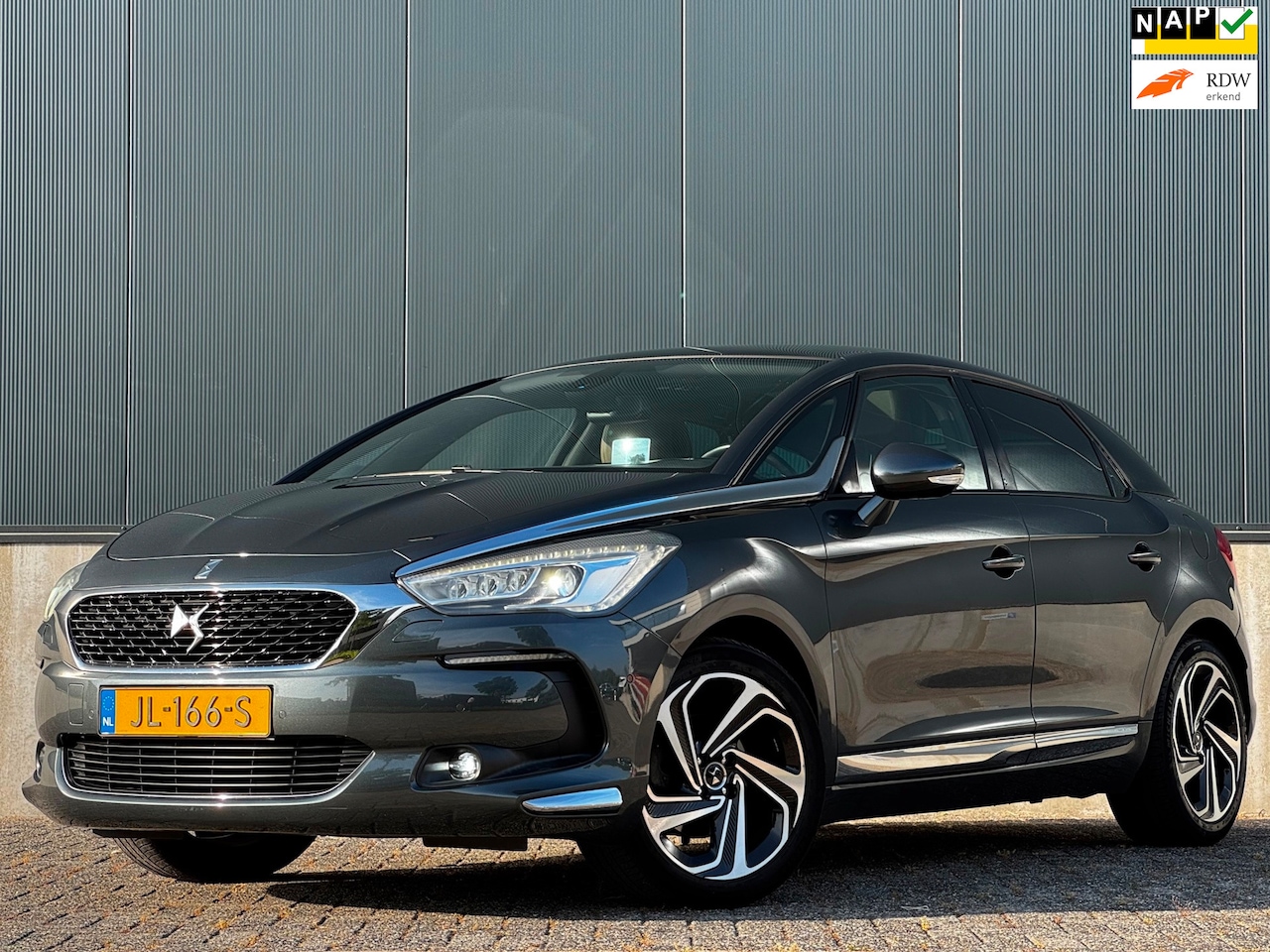 DS 5 - 1.6 THP Chic|AUT|HEAD UP|NAVI|CAMERA|LEDER|ZEER NETJES - AutoWereld.nl