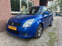 Suzuki Swift - 1.5 Exclusive