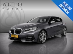 BMW 1-serie - 118i High Executive Edition PANORAMADAK | NAVIGATIE | STOELVERWARMING | CAMERA | LEDER SPO
