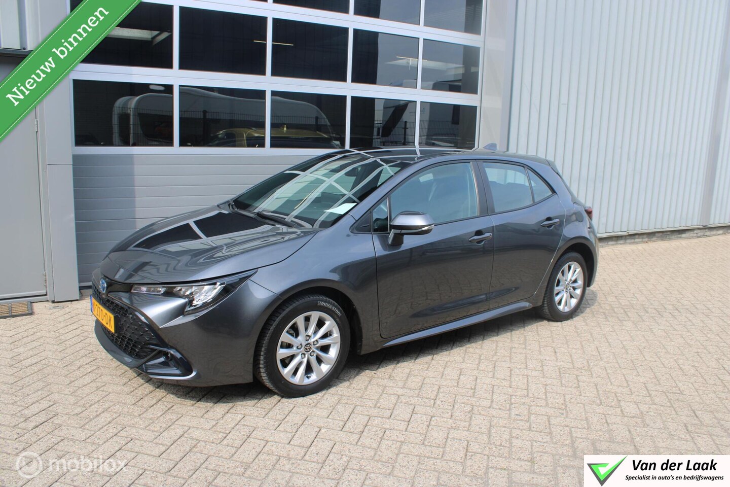 Toyota Corolla - Hybrid 140 Active 1e Eigenaar | Navigatie | Boekjes. - AutoWereld.nl
