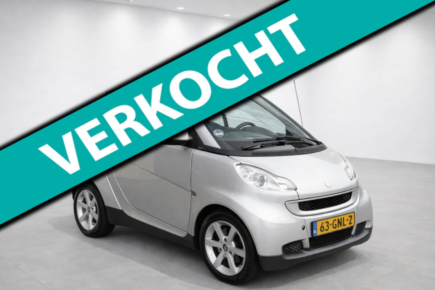 Smart Fortwo cabrio - 1.0 mhd Passion 1.0 mhd Passion, automaat, cabriolet, airco, radio, bleutooth, lichtmetaal, nieuwe apk, in - AutoWereld.nl