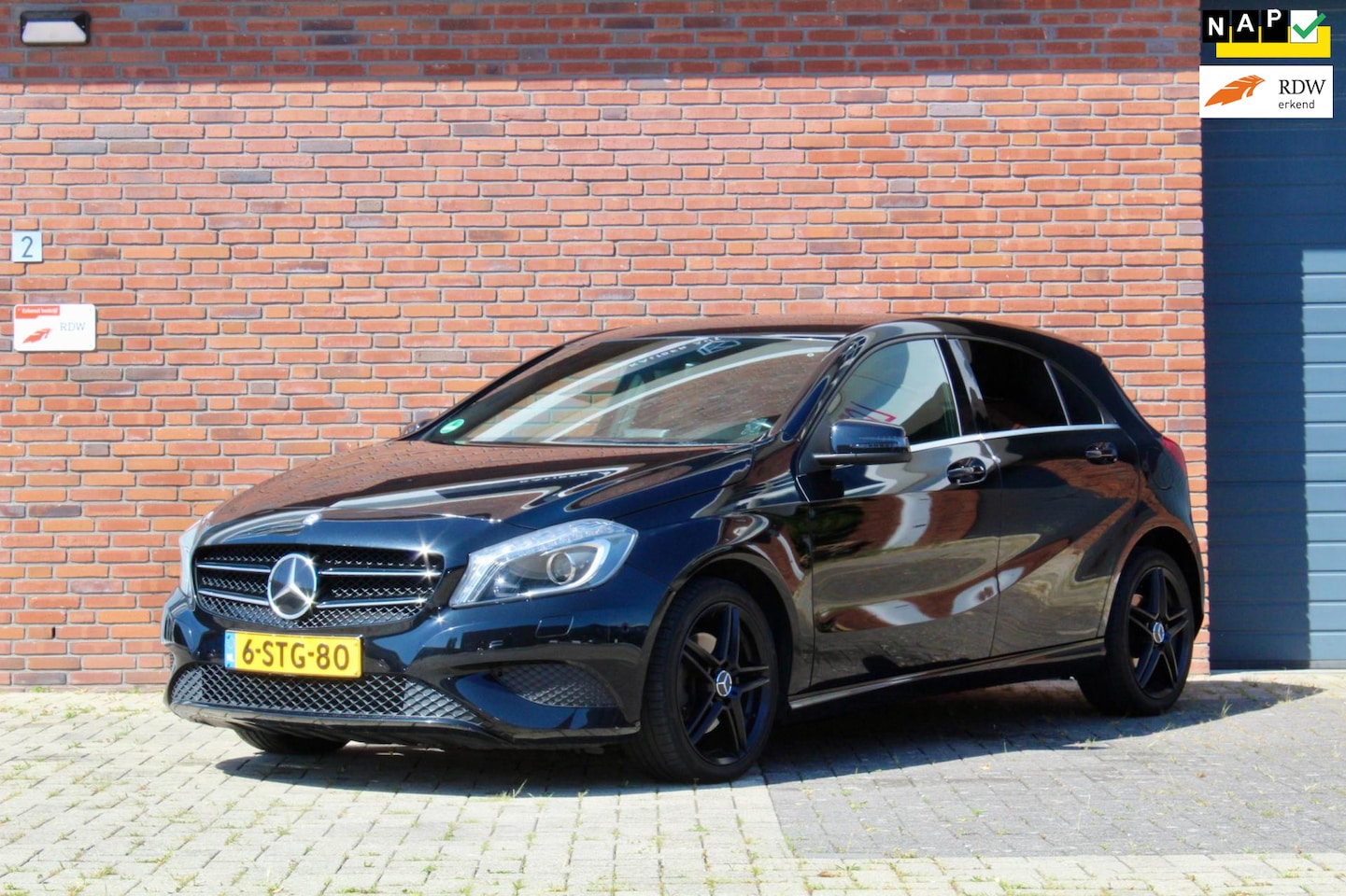 Mercedes-Benz A-klasse - 180 | Automaat | Dealer onderhouden! - AutoWereld.nl