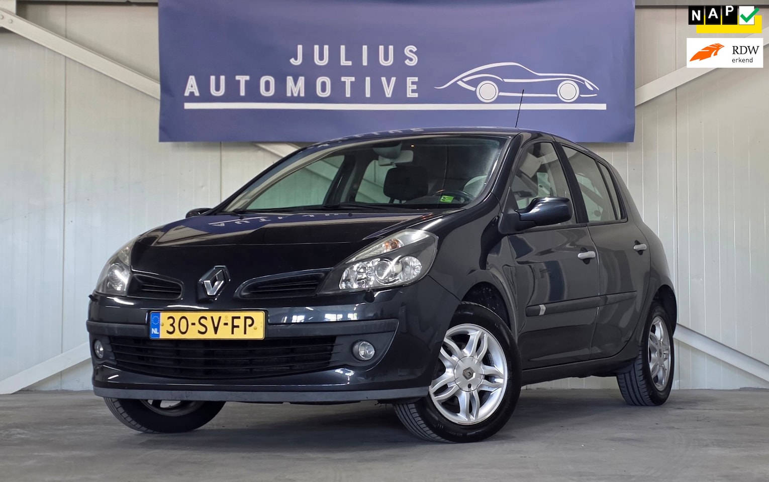 Renault Clio - 1.6-16V Initiale Xenon Keyless Clima Nieuwe APK Garantie! - AutoWereld.nl