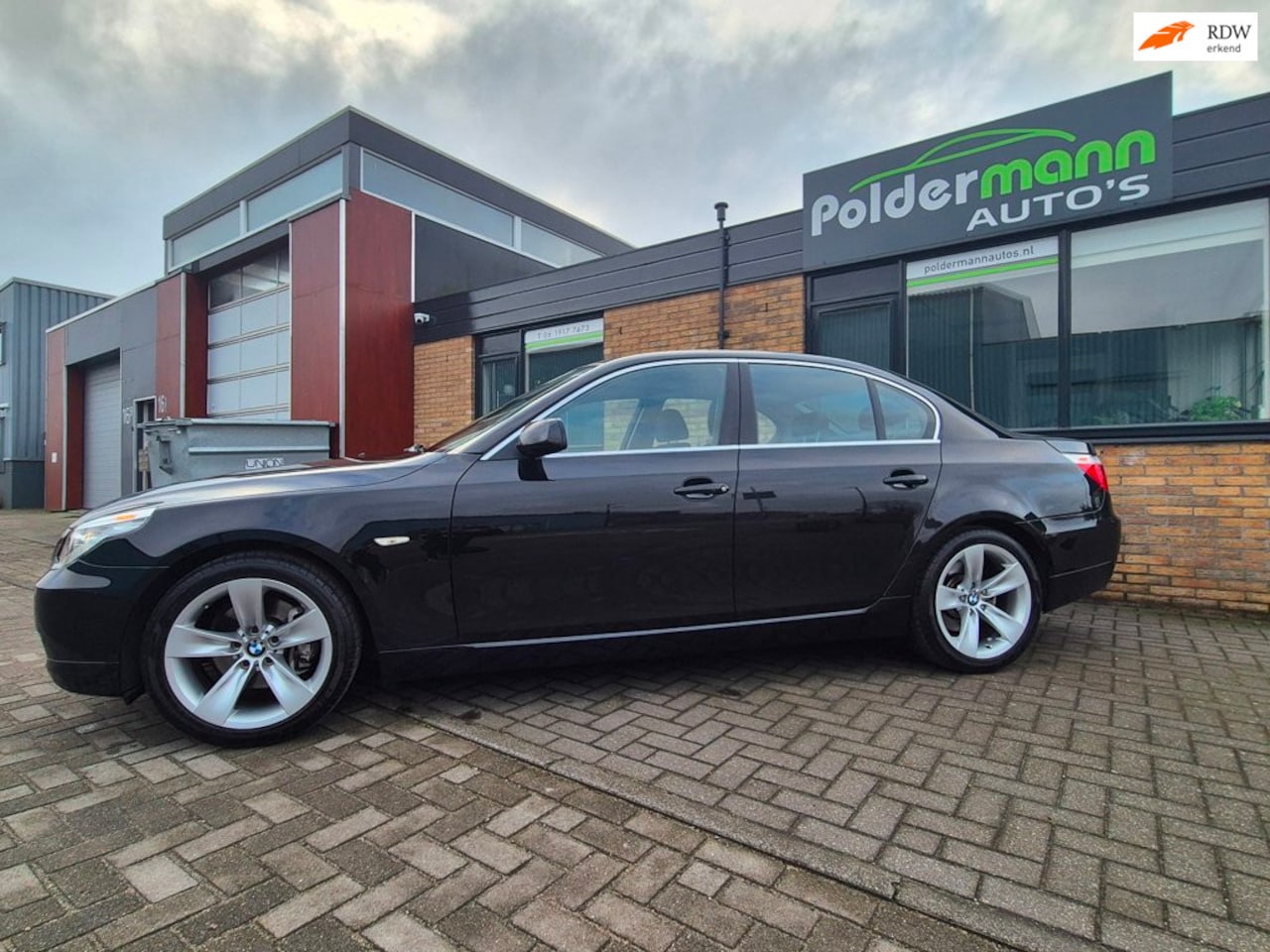 BMW 5-serie - 525i WEINIG KM 2e EIG. IN NIEUWSTAAT!! - AutoWereld.nl