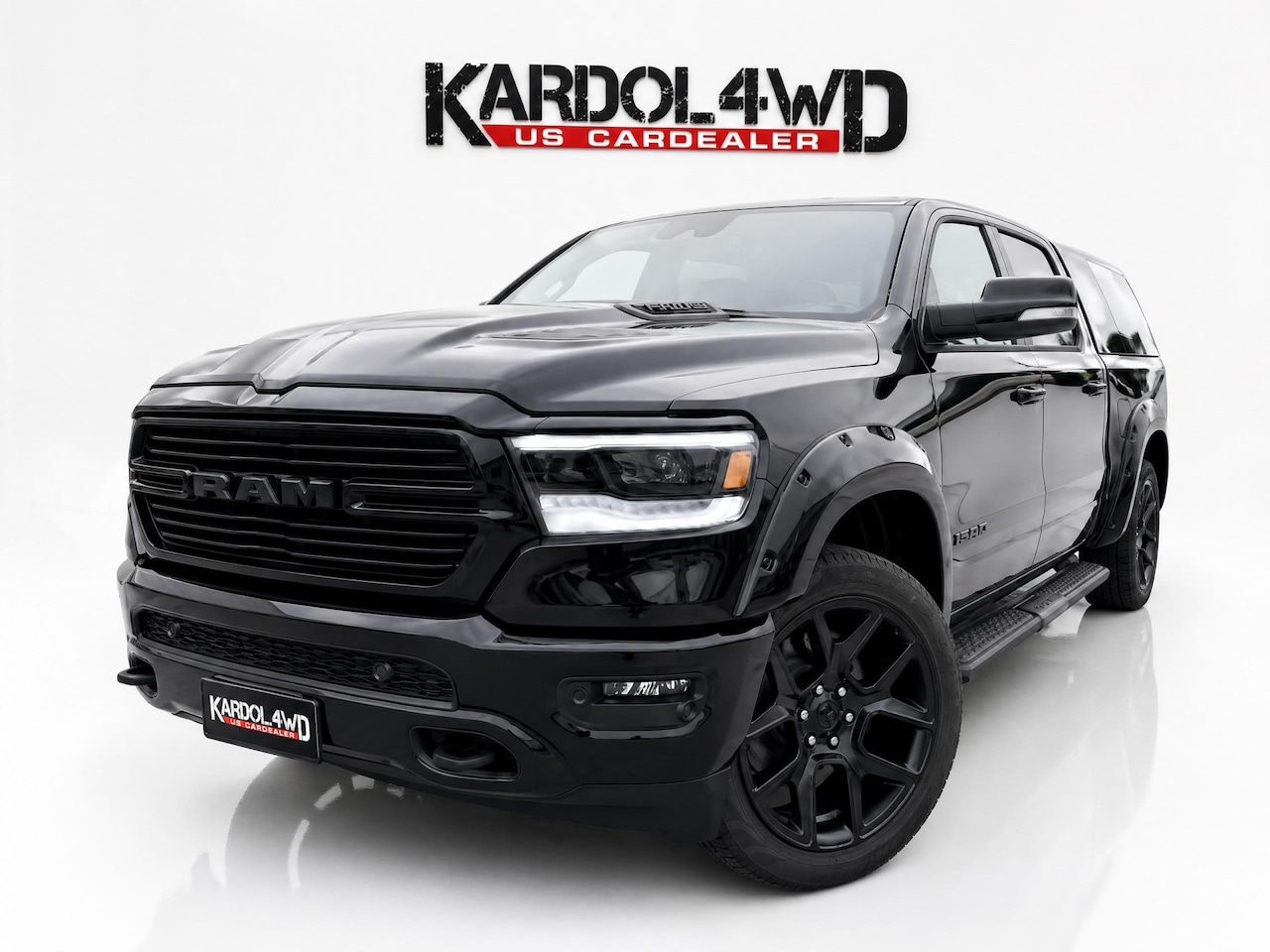 Dodge Ram 1500 - 5.7 V8 4x4 Crew Cab Laramie BPM VRIJ! | Panorama| Incl Huifcontainer | Wide boddy| Trekhaa - AutoWereld.nl