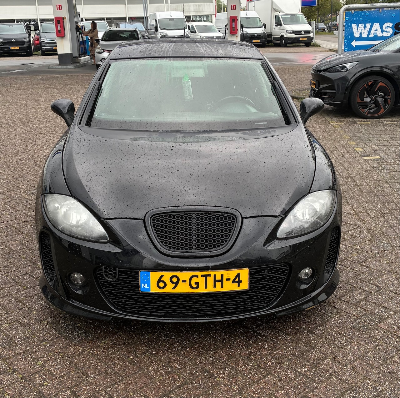 SEAT LEON
