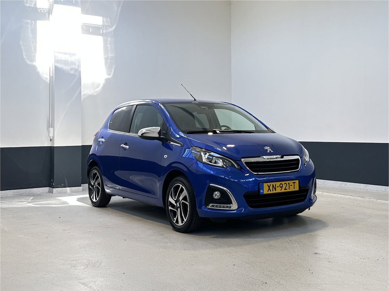 Peugeot 108 - 1.0 e-VTi Allure| Key less | Apple Carplay/ Android Auto| Camera | NL | 2 EIg | - AutoWereld.nl