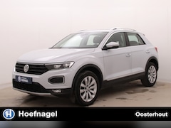 Volkswagen T-Roc - 1.5 TSI Sport | Automaat | Adaptive cruise | Stoelverwarming | CarPlay | Camera | Parkeers
