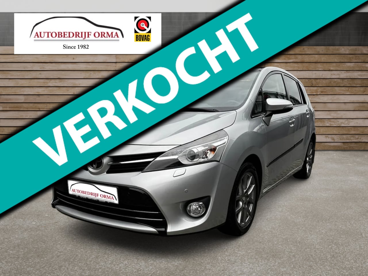 Toyota Verso - 1.8 VVT-i Business Limited Panodak| Dealer onderhouden - AutoWereld.nl