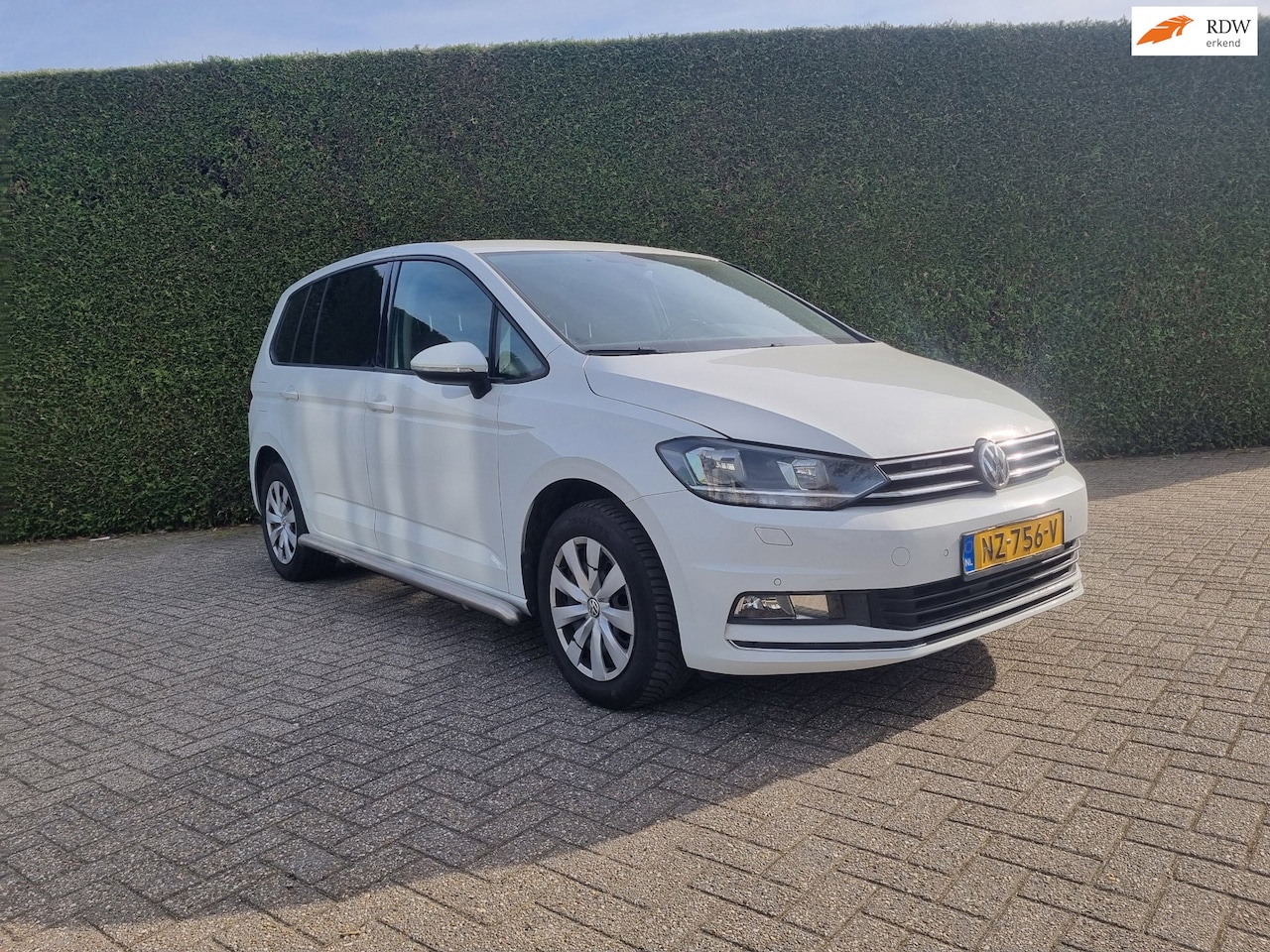 Volkswagen Touran - 2.0 TDI SCR Comfortline 2.0 TDI SCR Comfortline - AutoWereld.nl