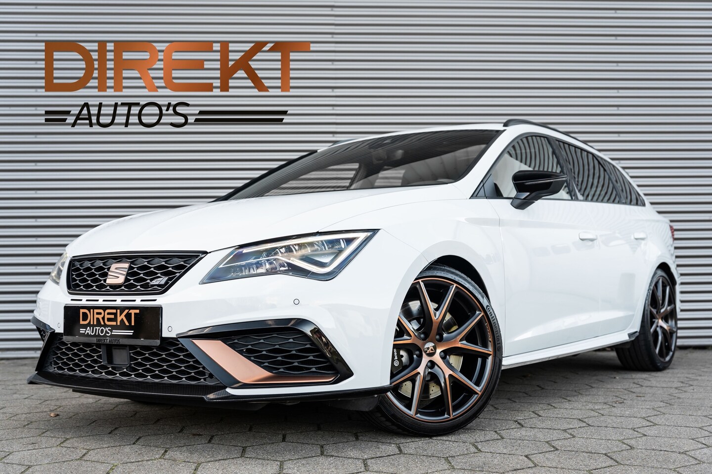 SEAT Leon ST - 2.0 TSI CUPRA R 4DRIVE PANO CARBON BREMBO BEATS - AutoWereld.nl