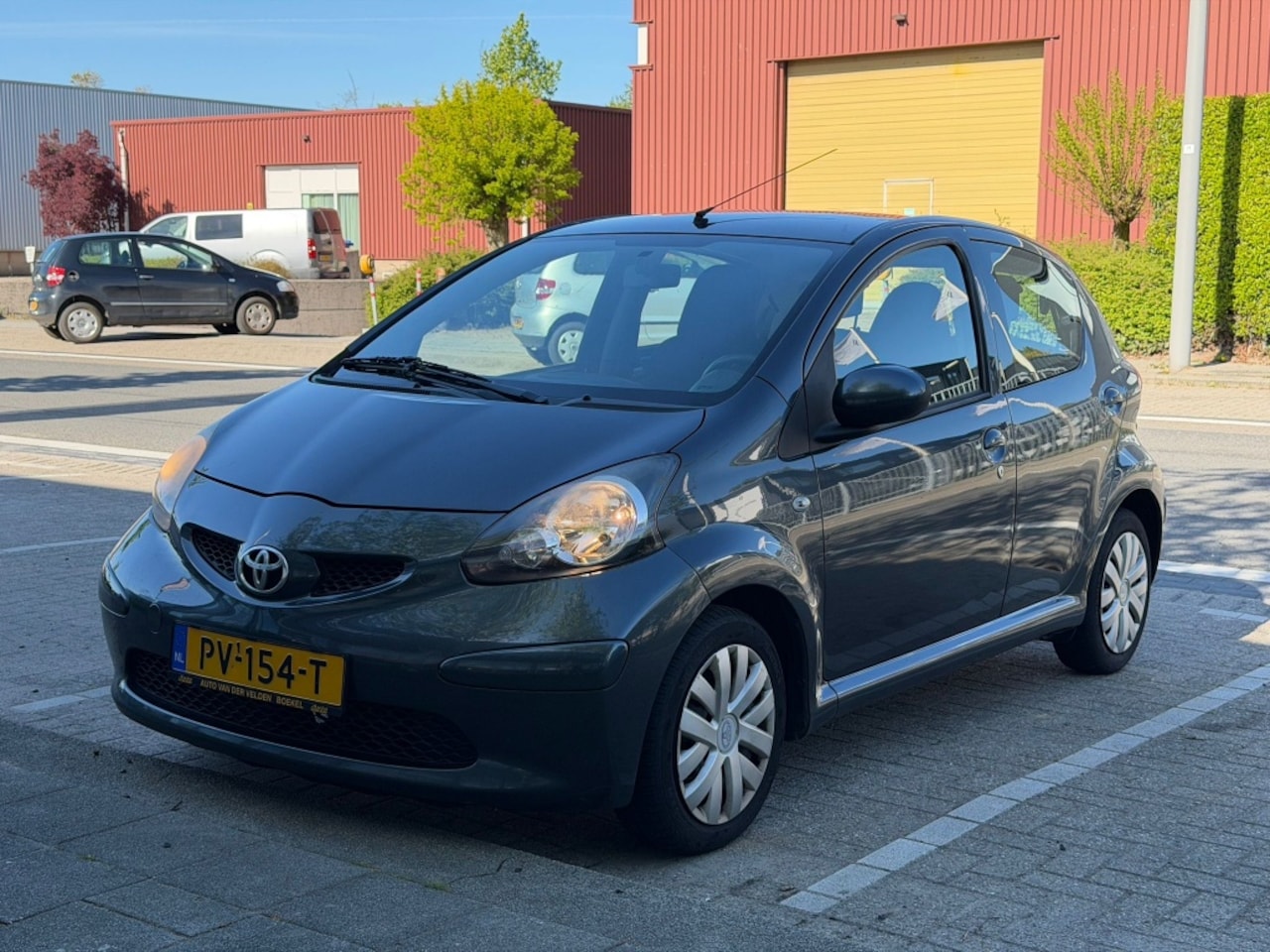 Toyota Aygo - 1.0 Benzine 5 Deurs Airco 2 Sleutels - AutoWereld.nl