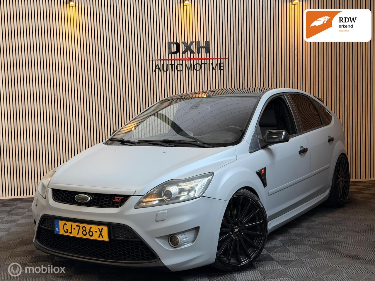 Ford Focus - 2.5 ST Facelift RS-Look APK-5/2027 5Deurs XENON - AutoWereld.nl