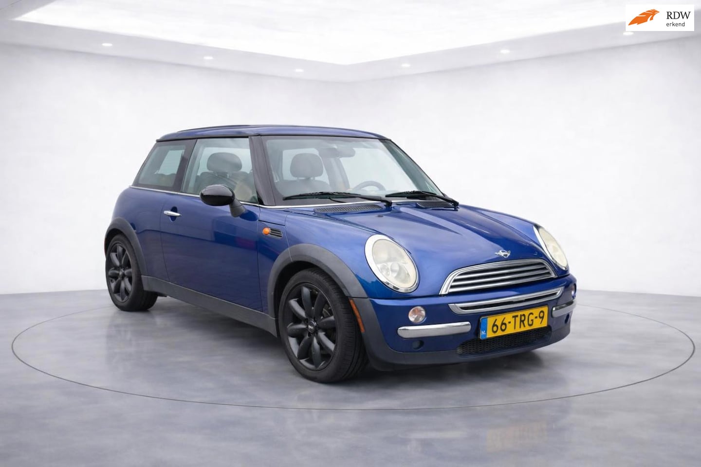 MINI Cooper - Mini 1.6 Cooper|panorama dak|airco|ruime APK - AutoWereld.nl