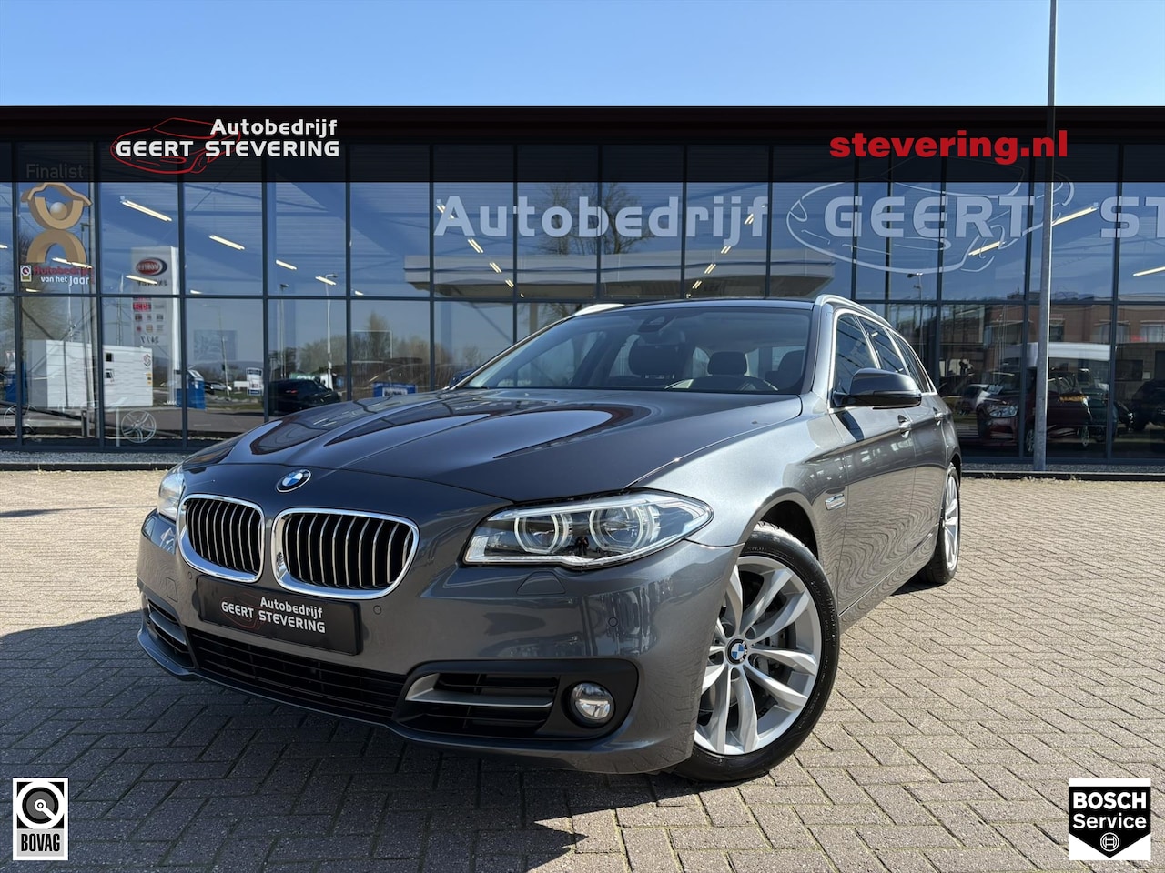 BMW 5-serie Touring - 535I AUT8 / Head-up / Camera / Lane-assist! - AutoWereld.nl