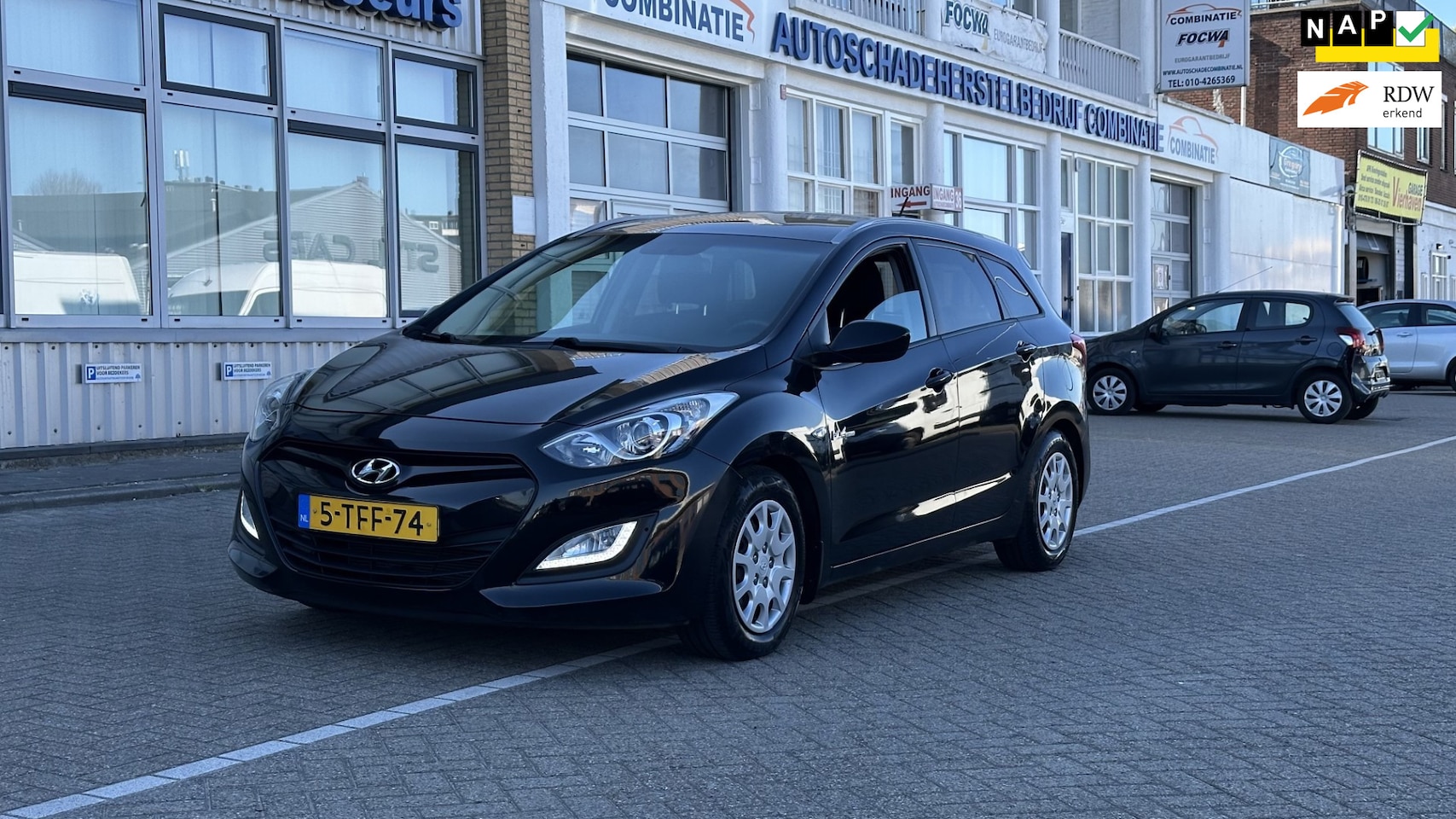 Hyundai i30 Wagon - 1.6 GDi i-Motion 1.6 GDI i-Motion - AutoWereld.nl