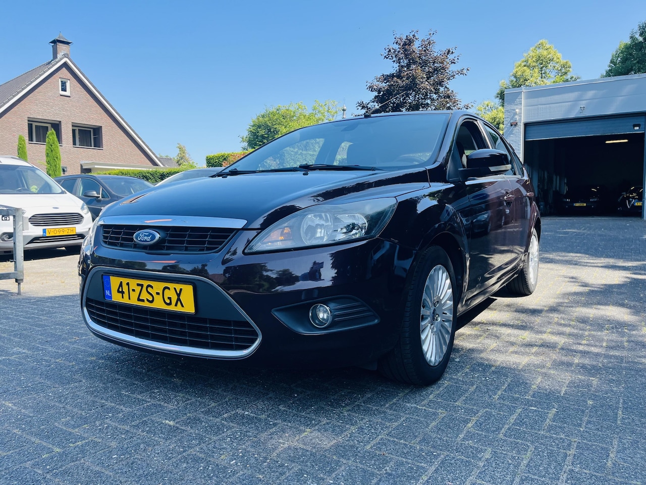 Ford Focus - 1.6 Titanium 5 deurs | Navi | Clima - AutoWereld.nl