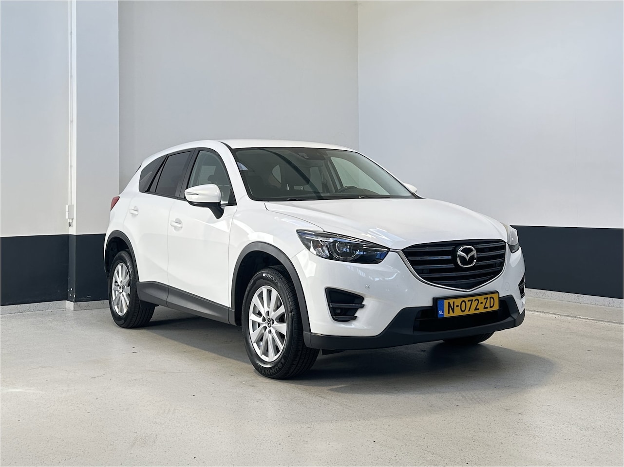 Mazda CX-5 - 2.0 SkyActiv-G 165 S 2WD | Navigatie | Parkeersensoren | Lm velgen | Stoel Verwarming | - AutoWereld.nl