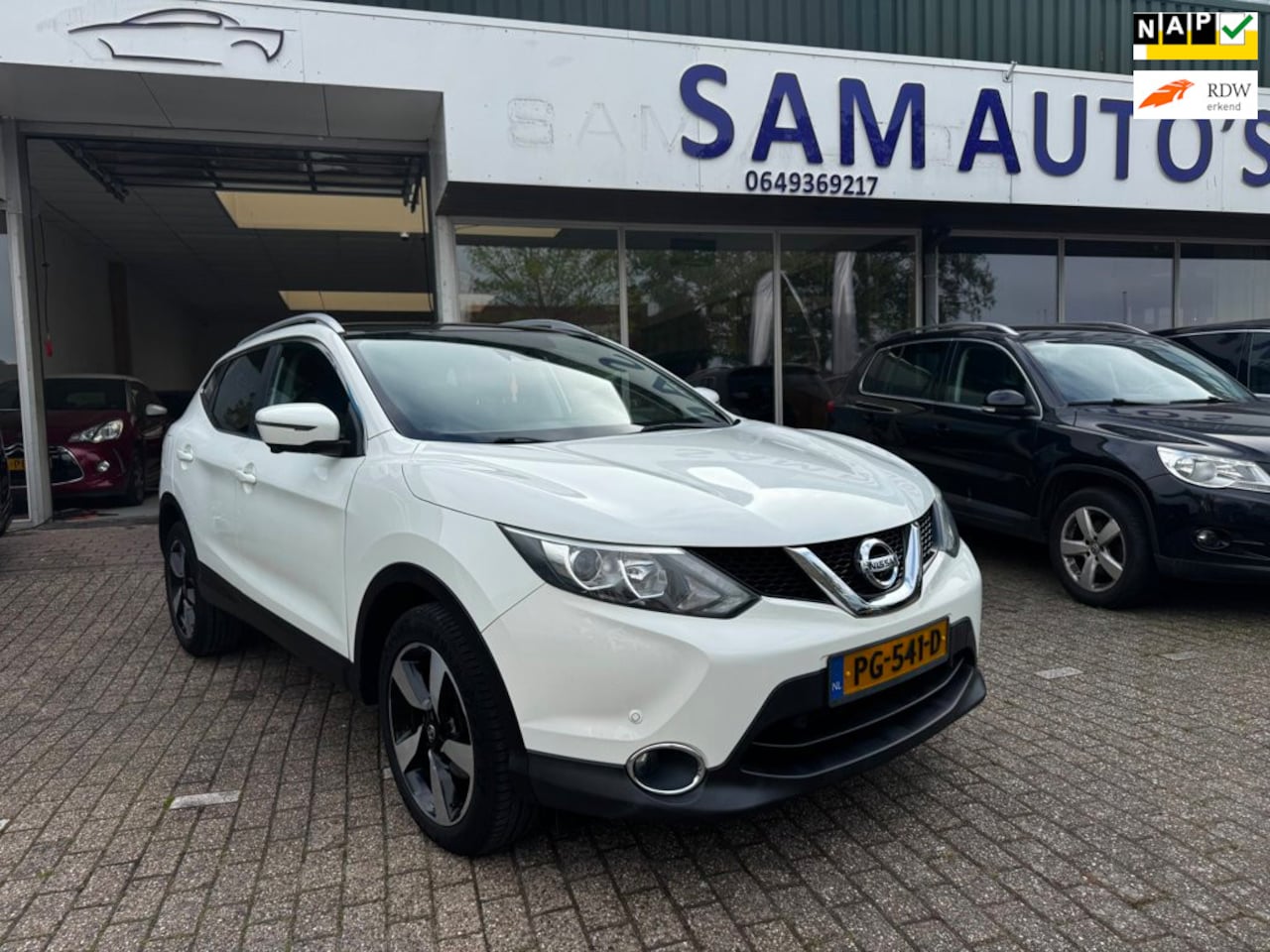 Nissan Qashqai - 1.2 N-Connecta 1.2 N-Connecta - AutoWereld.nl