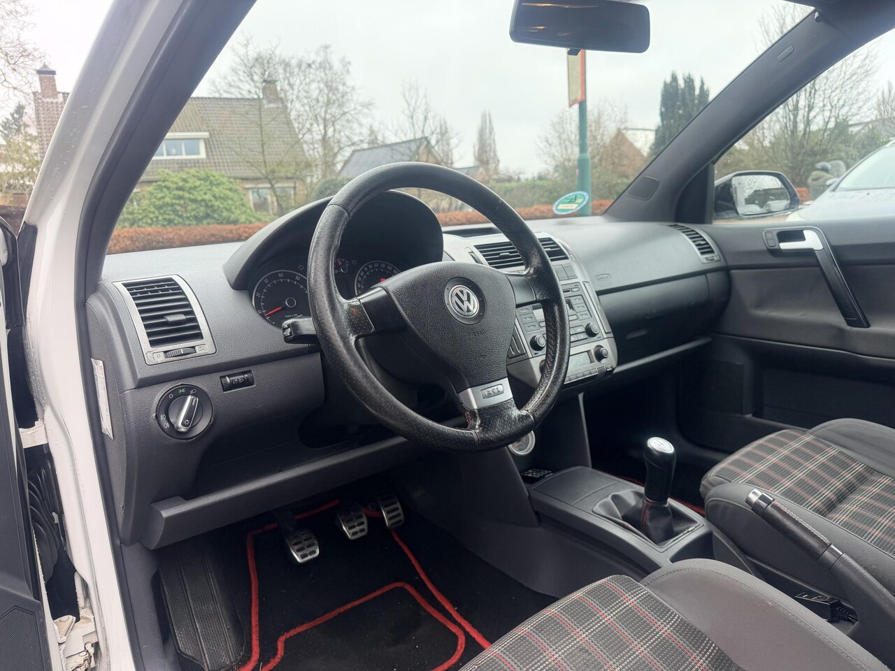 Volkswagen Polo - 1.8 GTI Clima / LM / Cruise
