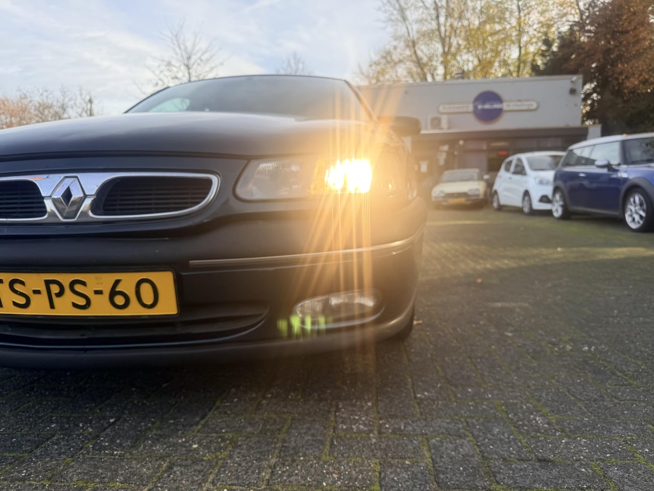 Renault Safrane - 2.0 RXE Leder / Clima / Trekhaak / Audio