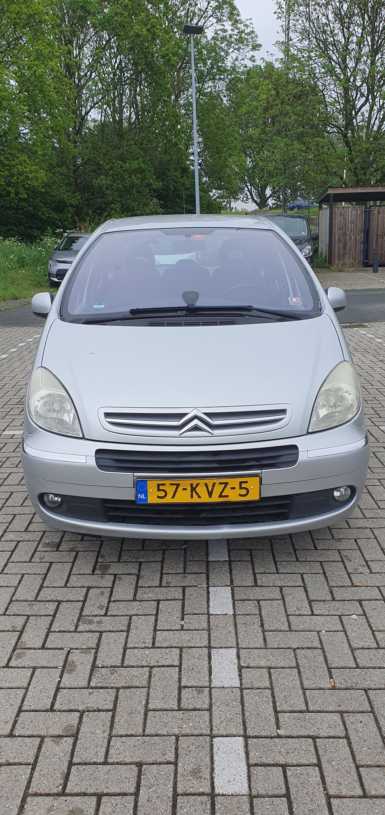 Citroën Xsara Picasso - 1.6i-16V Image - AutoWereld.nl