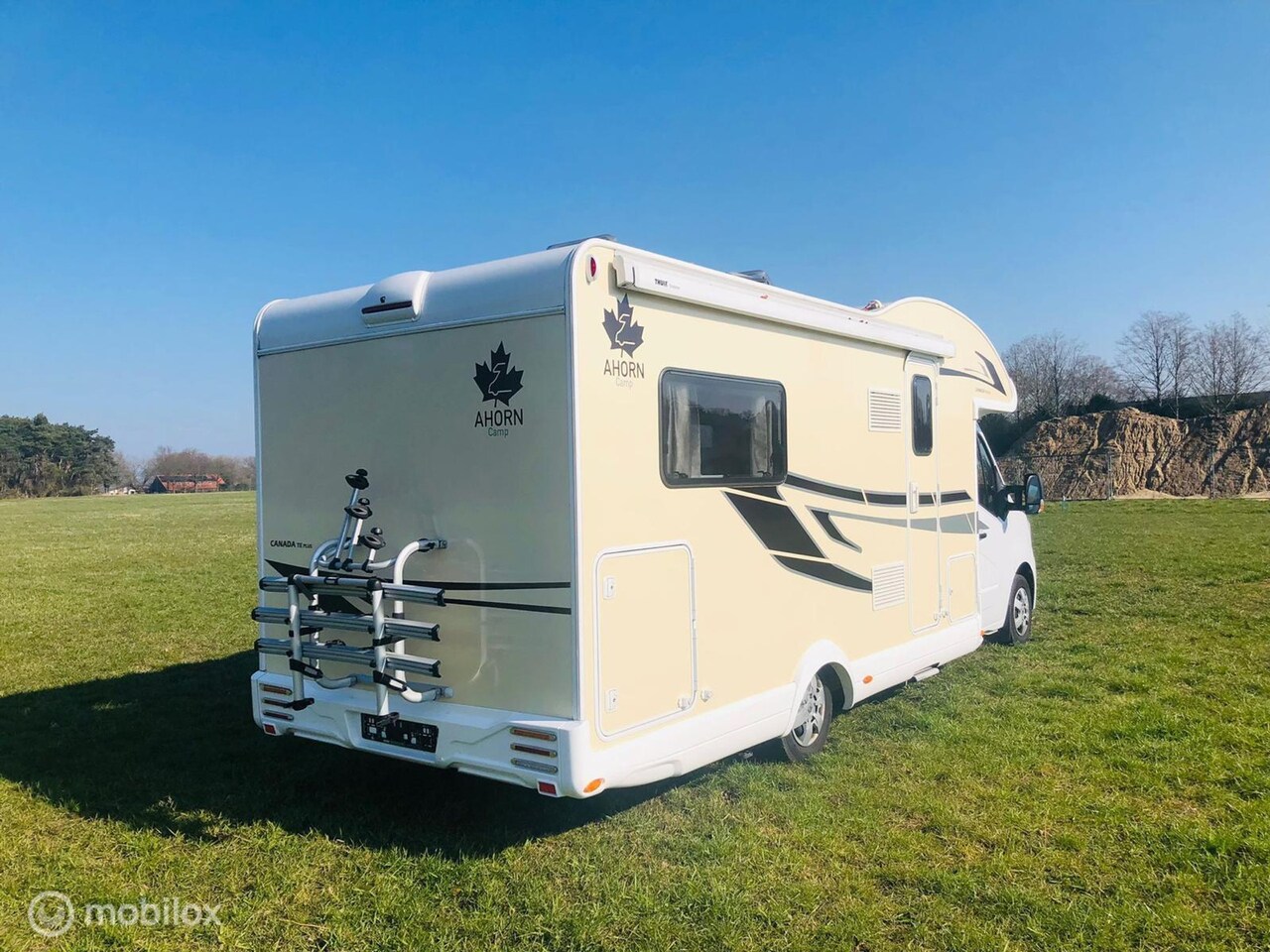 Renault Master - Ahorn Canada 95 Plus / Lengte bedden / Hefbed / XXL koelkast
