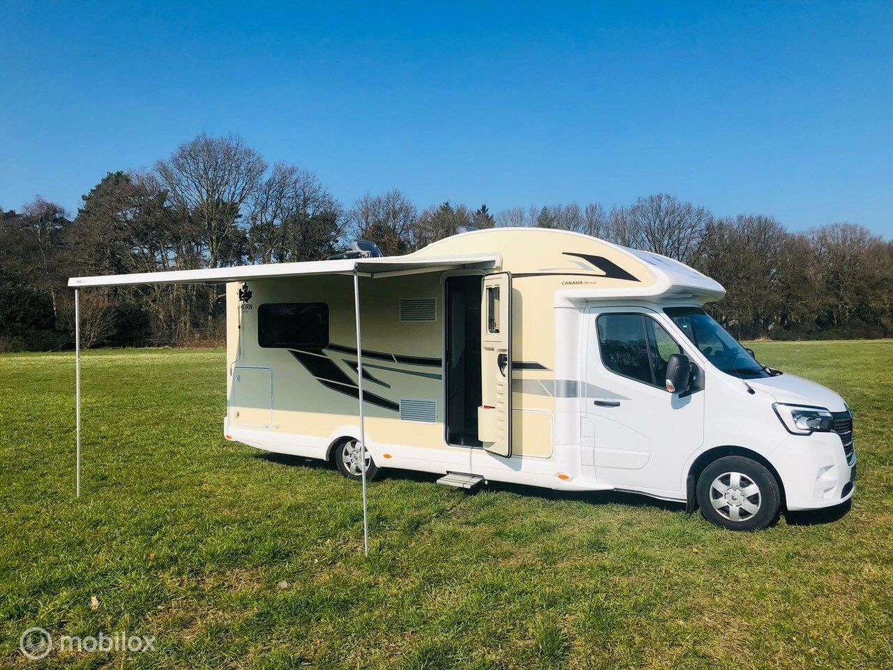 Renault Master - Ahorn Canada 95 Plus / Lengte bedden / Hefbed / XXL koelkast