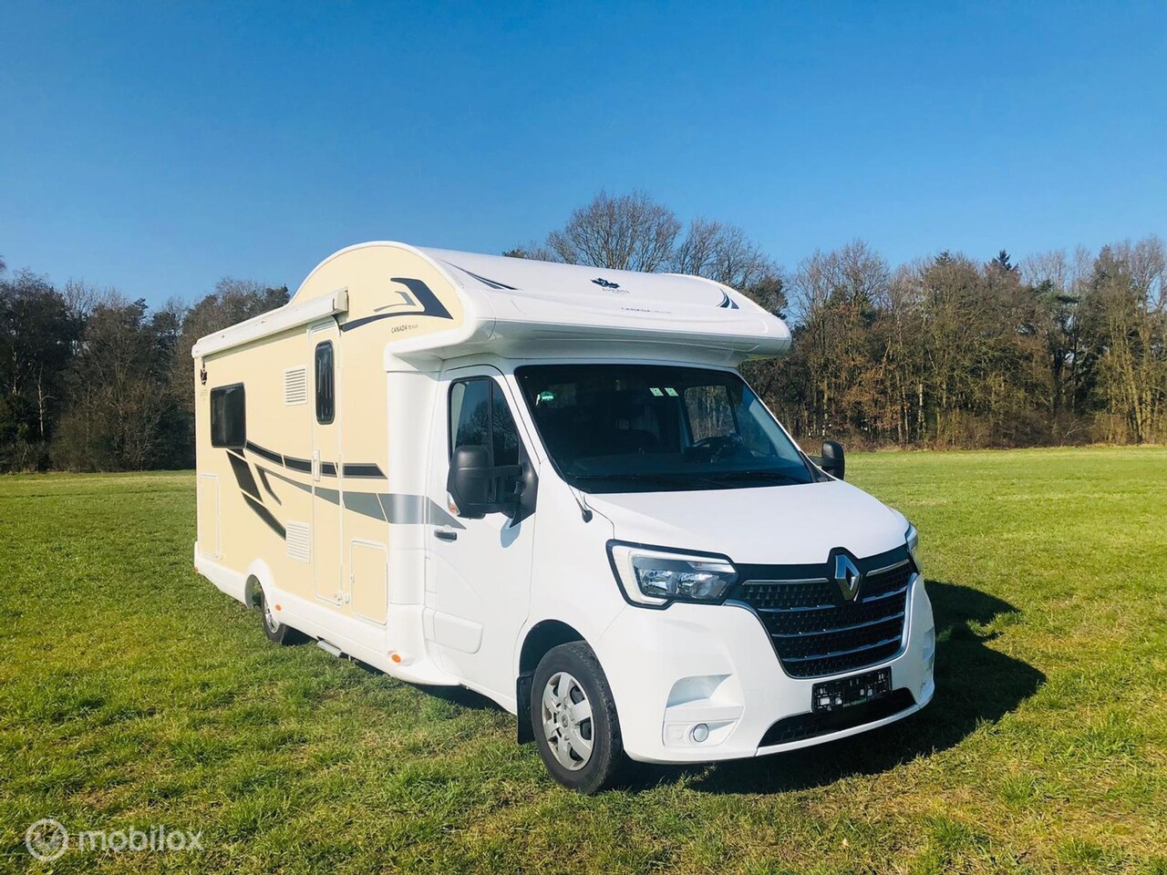 Renault Master - Ahorn Canada 95 Plus / Lengte bedden / Hefbed / XXL koelkast