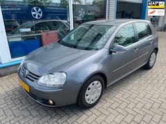 Volkswagen Golf - 1.6 Trendline