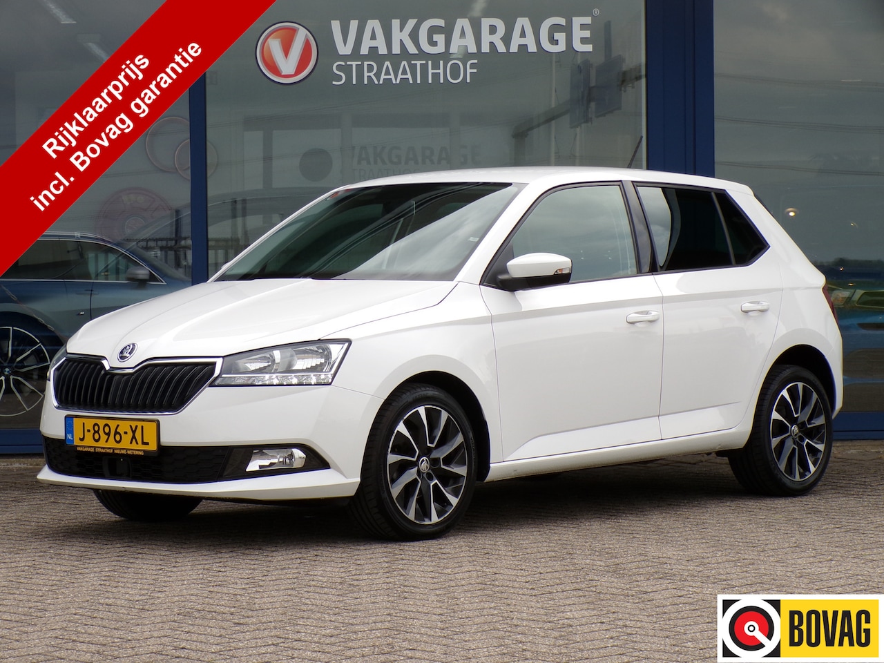 Skoda Fabia - 1.0 TSI Business Edition 1.0 TSI Business Edition, Carplay + Android Auto / Cruise Control / Navigatie / Sensoren / - AutoWereld.nl