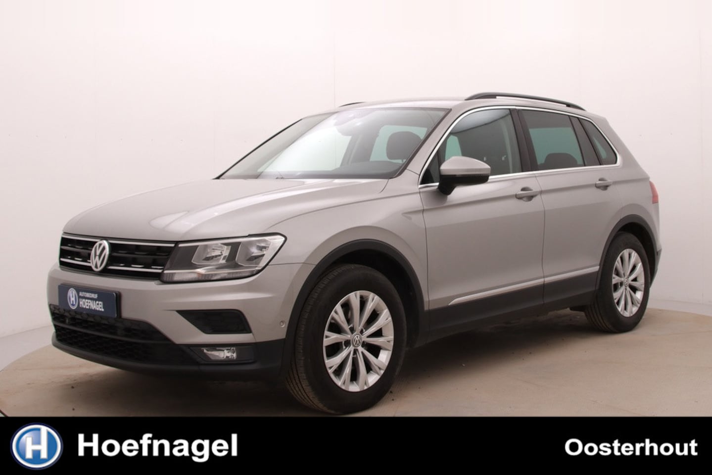 Volkswagen Tiguan - 1.5 TSI ACT Comfortline Business | Automaat | Adaptive cruise | Stoelverwarming | CarPlay - AutoWereld.nl
