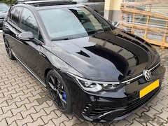 Volkswagen Golf - 1.5 eTSI R-Line Business