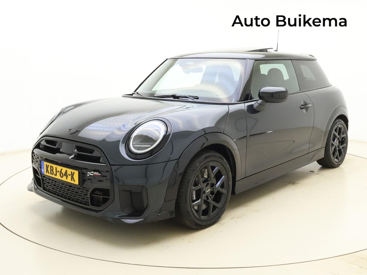 MINI Cooper - Mini 1.5 C John Cooper Works M -Pano Dak -HeadUp -Verwarmd Stuur -Driving Ass -Sportremmen - AutoWereld.nl
