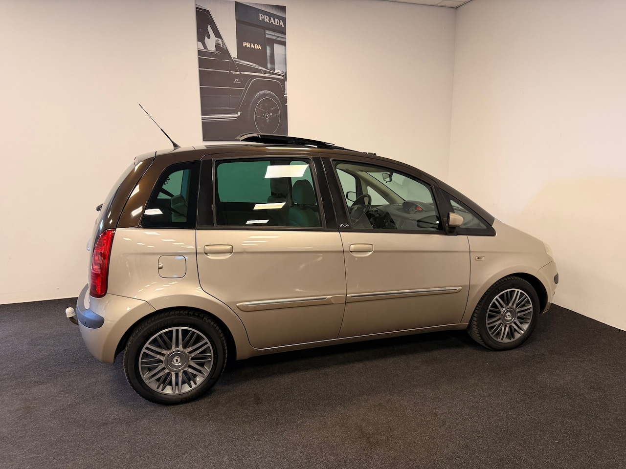 Lancia Musa - 1.4-16V Platino Automaat en vele opties - AutoWereld.nl