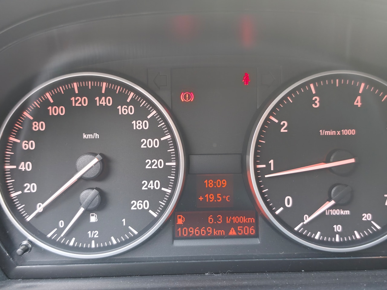 BMW 3-serie - 316i Black & Silver Line - AutoWereld.nl