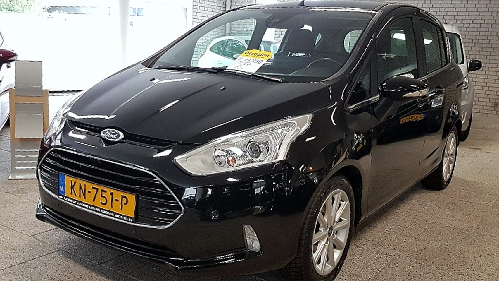 Ford B-Max - 1.0 EcoBoost Titanium 1.0 EcoBoost 100PK Titanium - AutoWereld.nl