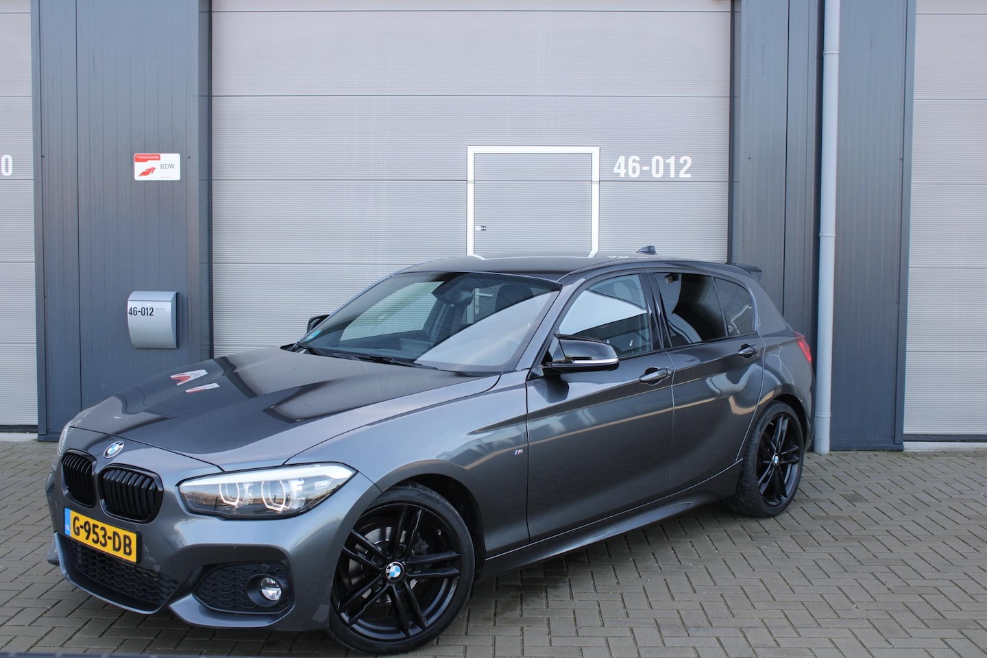 BMW 1-serie - 118i Edition M Sport Shadow High Executive 118i Edition M Sport Shadow High Executive - AutoWereld.nl
