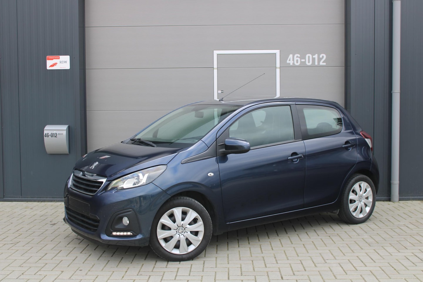Peugeot 108 - 1.2 Puretech Allure Airco | 5-deurs | Zuinig | APK | RIJKLAAR - AutoWereld.nl