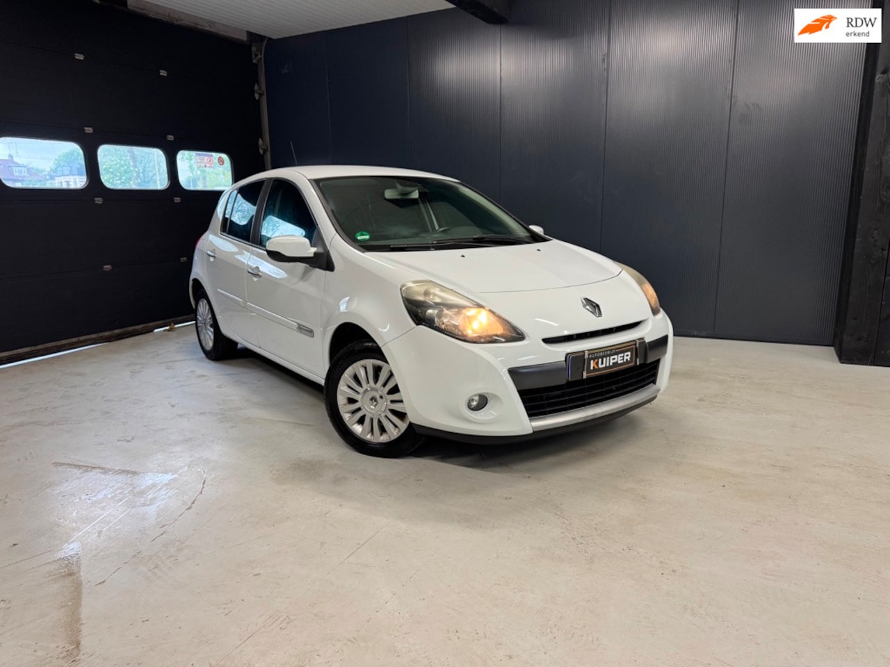 Renault Clio - 1.2 Collection 5 deurs Airco NW DB RIEM - AutoWereld.nl
