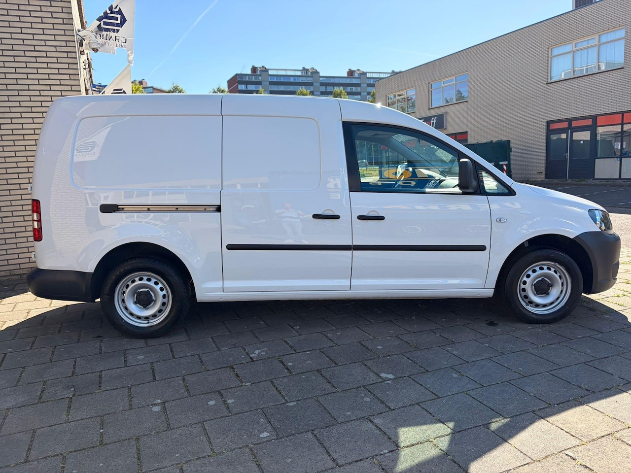 Volkswagen Caddy - 1.6 TDI BMT - AutoWereld.nl